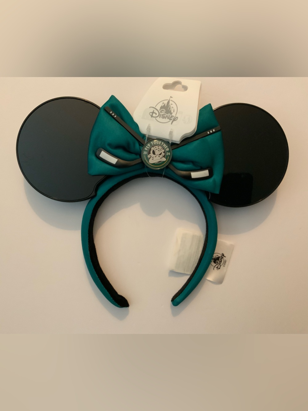 Disneyland Anaheim Ducks Day Ears Mighty 2024 NHL Hockey Disney NWT